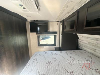 2022 Jayco Jay Feather - Photo 23
