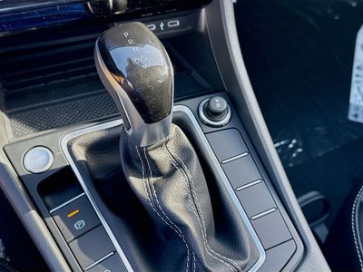 2026 Volkswagen Jetta - Photo 15