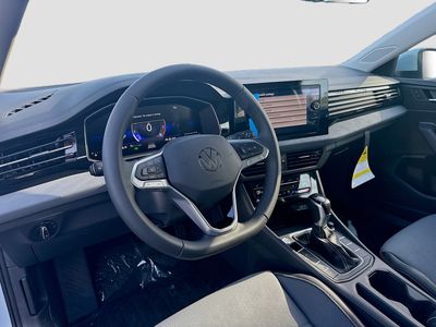 2026 Volkswagen Jetta - Photo 9