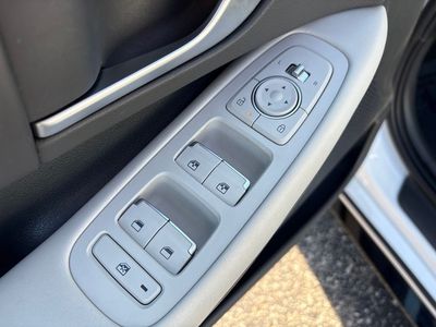 2025 Hyundai Sonata Hybrid - Photo 13