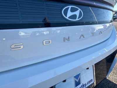 2025 Hyundai Sonata Hybrid - Photo 21