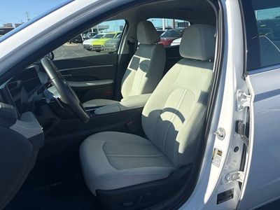 2025 Hyundai Sonata Hybrid - Photo 11