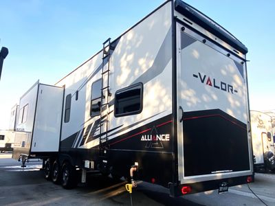 2023 Alliance Rv Valor 40V13 - Photo 35