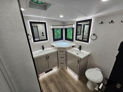 2026 Jayco North Point - Photo 77