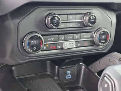 2025 Ford Bronco - Photo 19