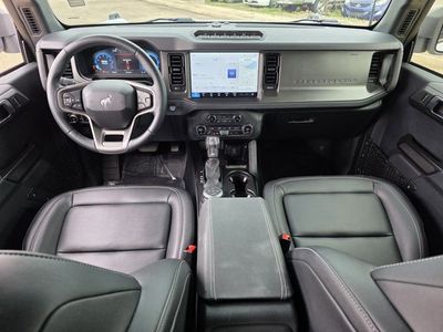 2025 Ford Bronco - Photo 8