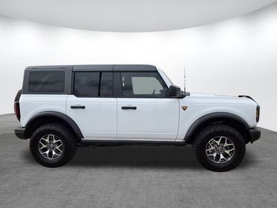 2025 Ford Bronco - Photo 3