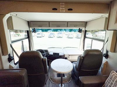 2023 Thor Motor Coach Miramar 34.7 - Photo 7