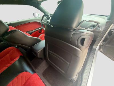 2017 Dodge Challenger — photo 25 view