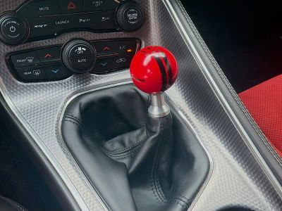2017 Dodge Challenger — photo 13 view