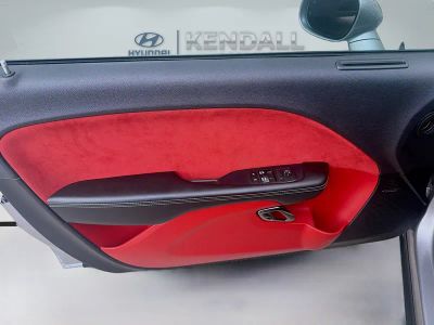 2017 Dodge Challenger — photo 17 view