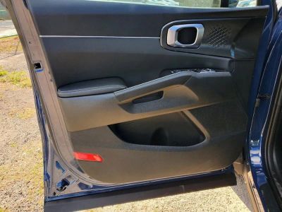 2025 Kia Sorento — photo 14 view