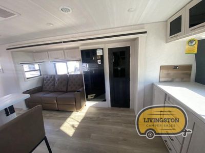2025 Forest River RV Grand Surveyor - Photo 8