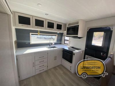 2025 Forest River RV Grand Surveyor - Photo 7
