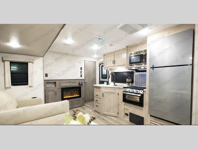 2026 Coachmen RV Catalina Legacy Edition - Photo 3