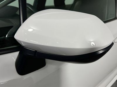 2025 Toyota Corolla - Photo 10