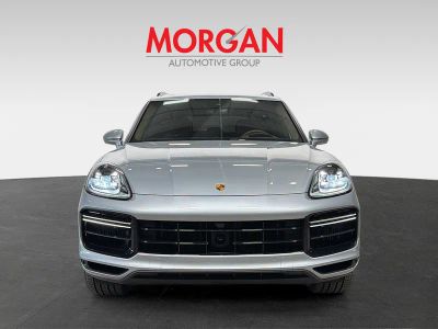 2023 Porsche Cayenne — photo 9 view