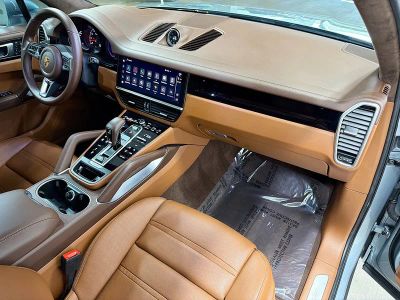 2023 Porsche Cayenne — photo 15 view