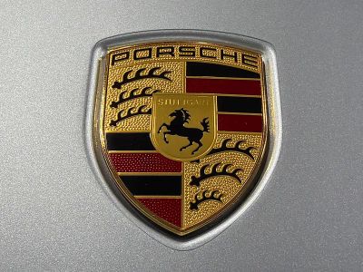 2023 Porsche Cayenne — photo 12 view