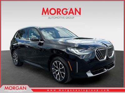 2026 BMW X3 30 xDrive in Black Sapphire Metallic — front three-quarter view