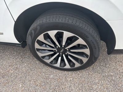 2024 Lincoln Navigator - Photo 19
