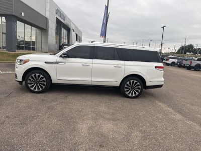2024 Lincoln Navigator - Photo 8