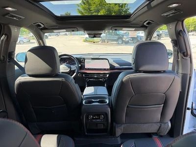 2026 Chevrolet Traverse - Photo 42