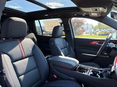 2026 Chevrolet Traverse - Photo 33