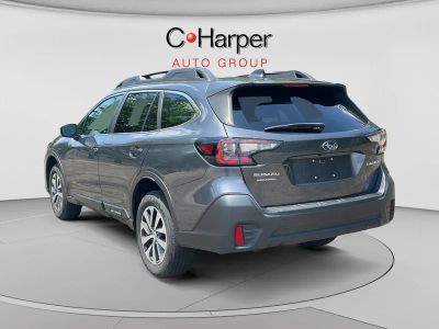 2022 Subaru Outback — detail view