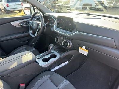 2025 Chevrolet Blazer - Photo 28
