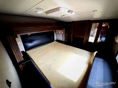 2016 Coachmen Chaparral - Photo 16