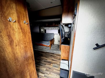 2016 Coachmen Chaparral - Photo 3