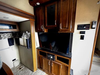 2016 Coachmen Chaparral - Photo 5