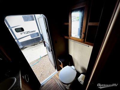 2016 Coachmen Chaparral - Photo 11