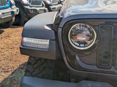 2026 Jeep Wrangler — photo 8 view