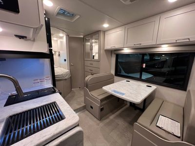 2026 Thor Motor Coach CHATEAU - Photo 7