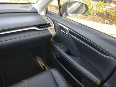 2022 Lexus RX — photo 17 view
