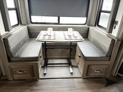 2023 Keystone RV Cougar — photo 11 view