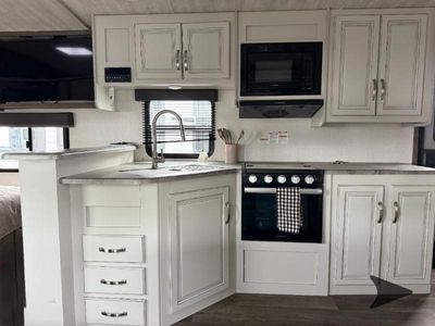 2023 Keystone RV Cougar — photo 14 view