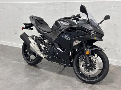 2026 Kawasaki Ninja 500 ABS Metallic Flat Spark Black - Photo 2