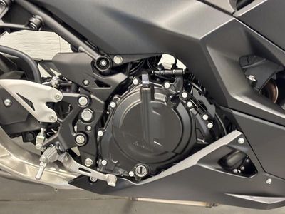 2026 Kawasaki Ninja 500 ABS Metallic Flat Spark Black - Photo 14