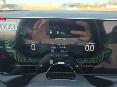 2027 Kia Telluride Hybrid - Photo 10