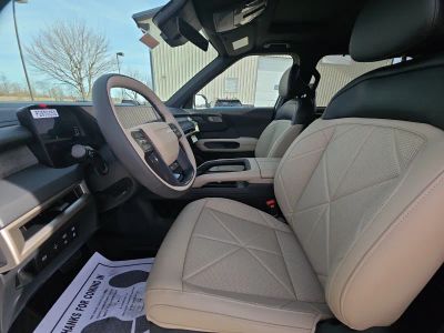 2027 Kia Telluride Hybrid - Photo 9