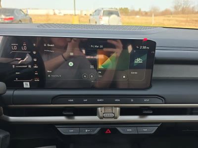 2027 Kia Telluride Hybrid - Photo 11