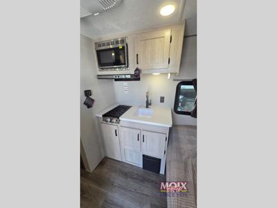 2026 Coachmen RV Catalina Summit Series 7 - Photo 8