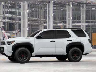 2026 Toyota 4Runner i-FORCE MAX - Photo 5