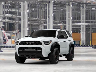 2026 Toyota 4Runner i-FORCE MAX - Photo 3