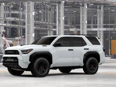 2026 Toyota 4Runner i-FORCE MAX - Photo 4