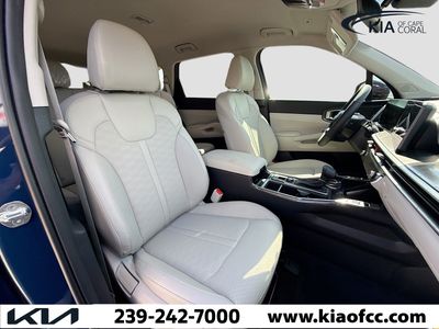2026 Kia Sorento — photo 8 view