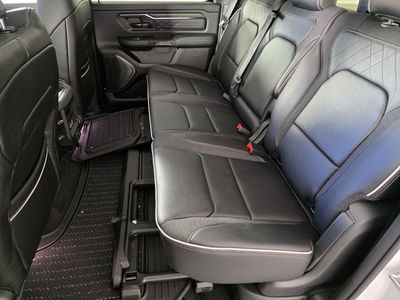 2026 Ram 1500 — photo 15 view